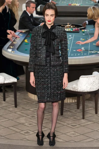 Look 5